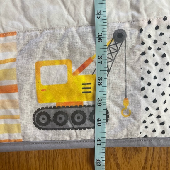 New! Baby Boy Patchwork Construction Crib Handmade Quilt
41 X 36 - Picture 6 of 6